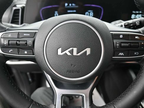 Used 2023 Kia Sportage X-Line AWD/4WD image 6