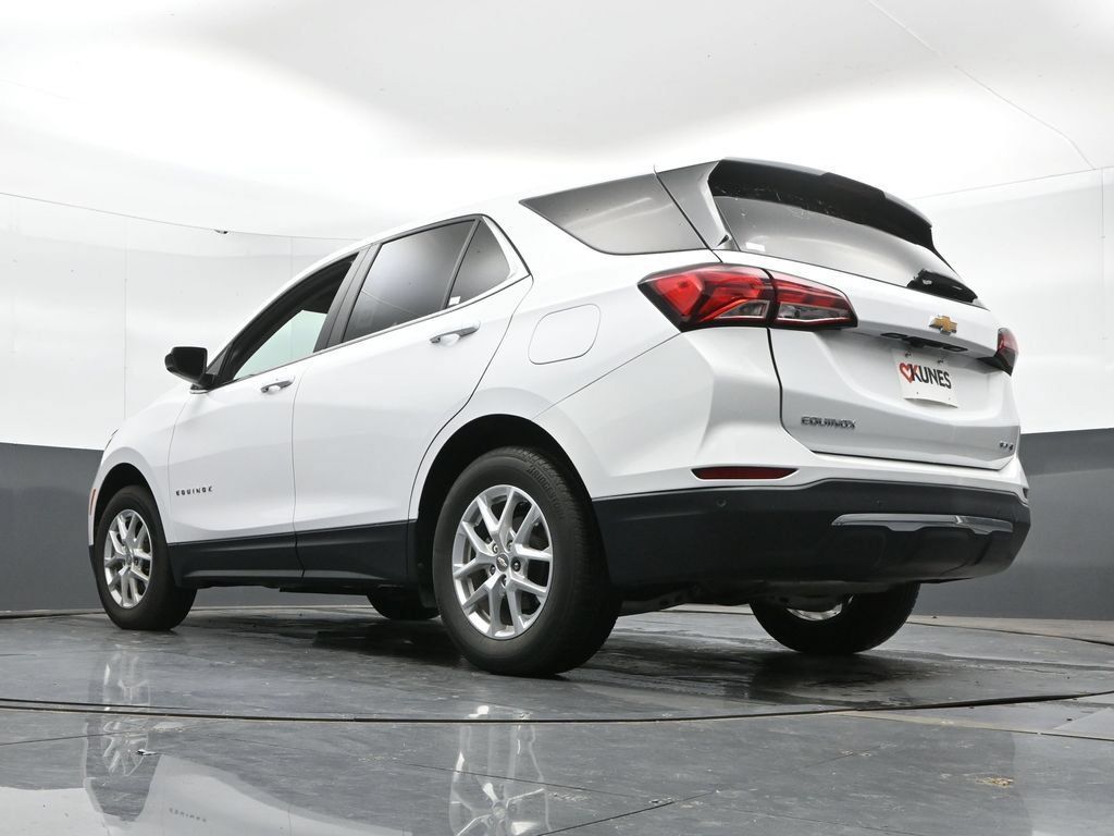 Used 2024 Chevrolet Equinox LT AWD/4WD image 46