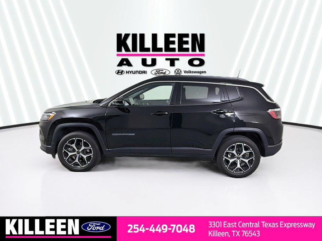 Used 2025 Jeep Compass Limited AWD/4WD image 4