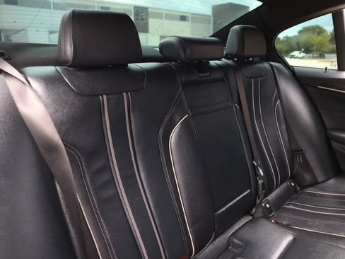 Used 2021 BMW 540i w/ Premium Package RWD image 18