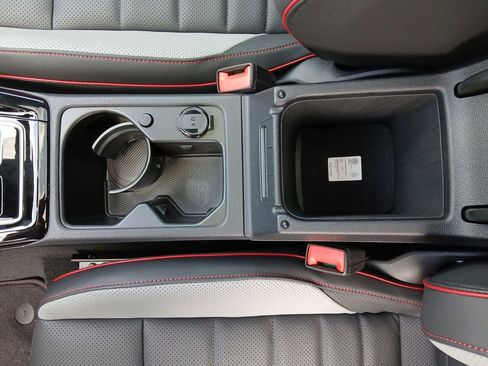 New 2025 Volkswagen GTI SE image 26