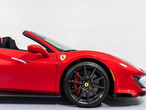 Certified 2020 Ferrari 488 Pista Spider image 18