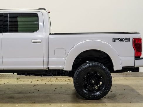 Used 2020 Ford F250 Lariat image 43