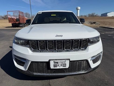 New 2025 Jeep Grand Cherokee Limited image 2