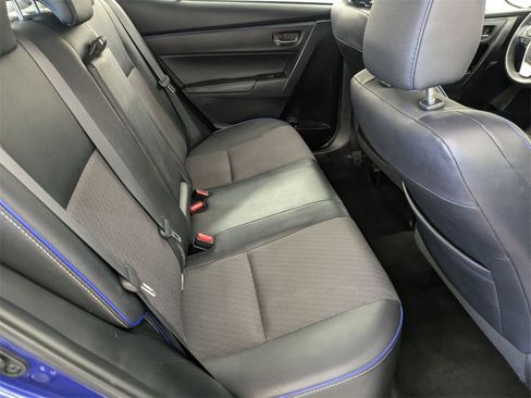 Used 2017 Toyota Corolla SE image 28