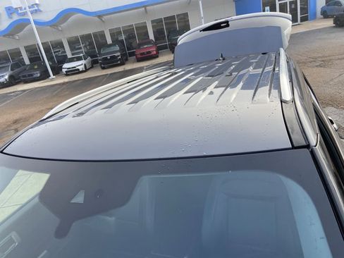 Used 2023 Ford Explorer Limited image 27