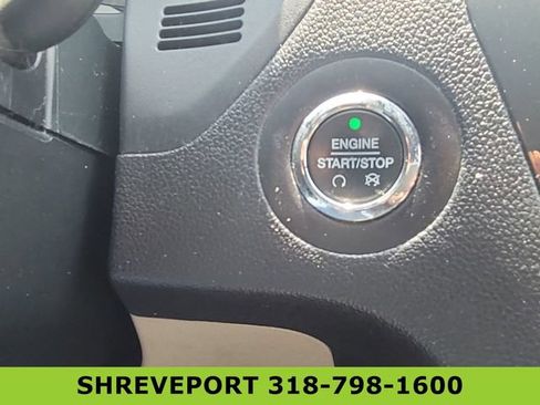 Used 2018 Ford Explorer XLT w/ Equipment Group 202A FWD image 17