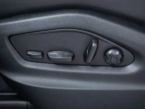 Certified 2026 Porsche Cayenne S AWD/4WD image 23