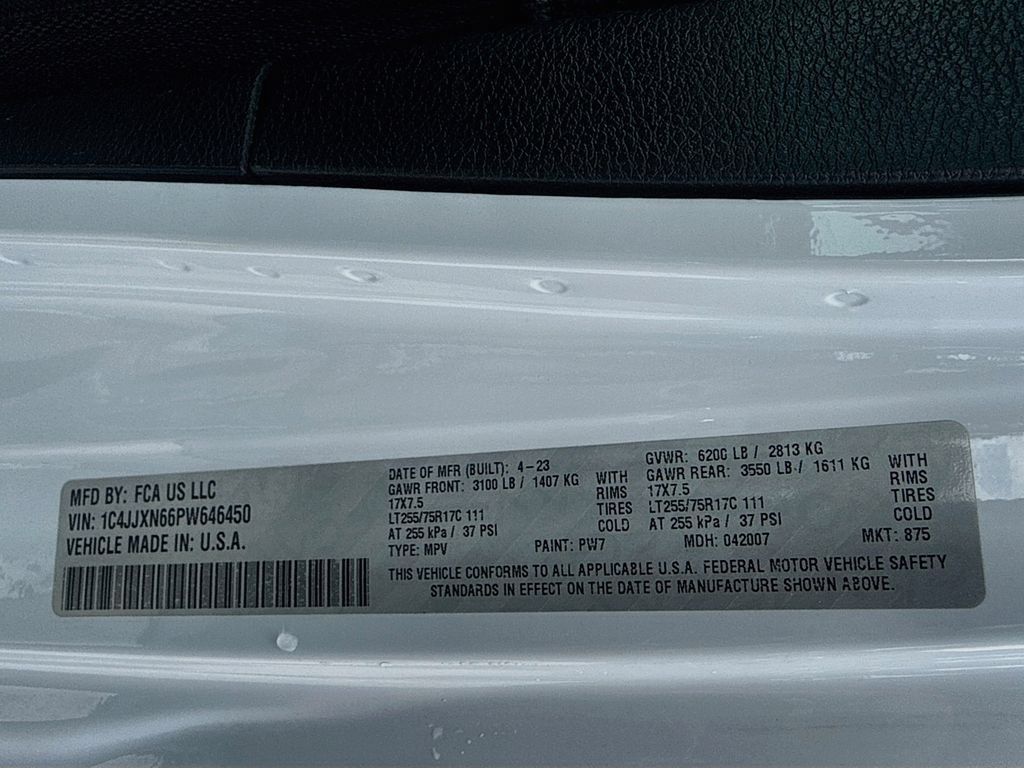 Certified 2023 Jeep Wrangler Unlimited AWD/4WD image 36