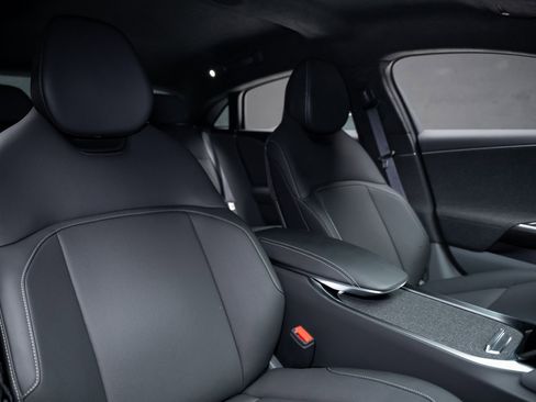 Used 2025 Lucid Air Pure image 59