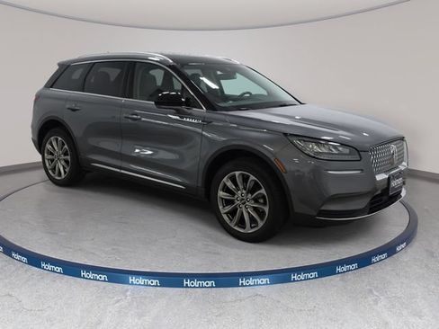 Certified 2022 Lincoln Corsair AWD w/ Premium Package image 3