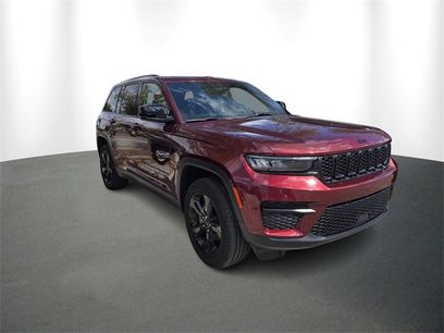 Certified 2025 Jeep Grand Cherokee Altitude