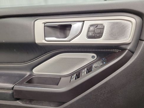 Used 2020 Ford Explorer ST w/ Premium Technology Package image 21