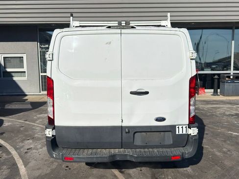 Used 2016 Ford Transit 250 130 Low Roof image 4
