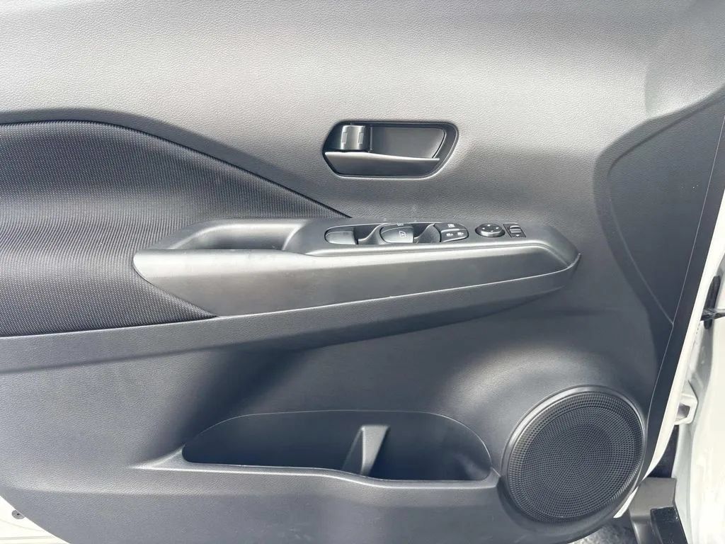 Used 2025 Nissan Kicks Play S FWD image 26