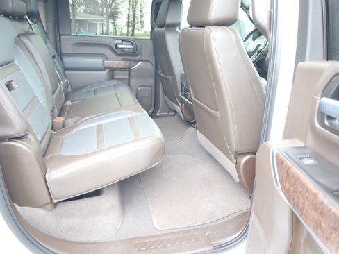 Used 2020 GMC Sierra 3500 Denali w/ Denali Ultimate Package image 16