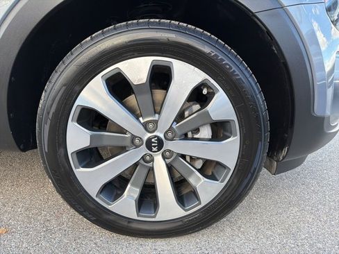 Used 2020 Kia Telluride S image 28