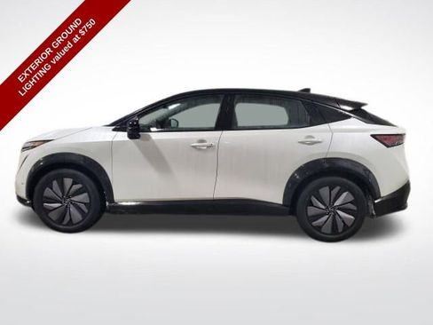 Used 2024 Nissan Ariya AWD image 2