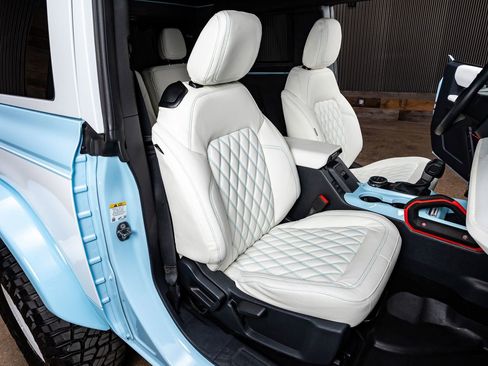 Used 2024 Ford Bronco Heritage Edition image 31