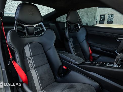 Used 2018 Porsche 911 GT3 w/ Sport Chrono Package RWD image 24