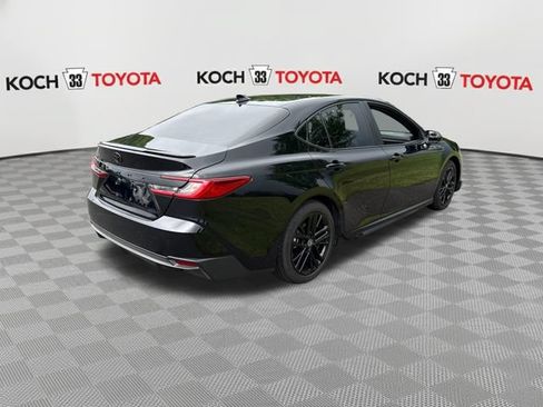 Used 2026 Toyota Camry SE w/ Multimedia Upgrade Package FWD image 8