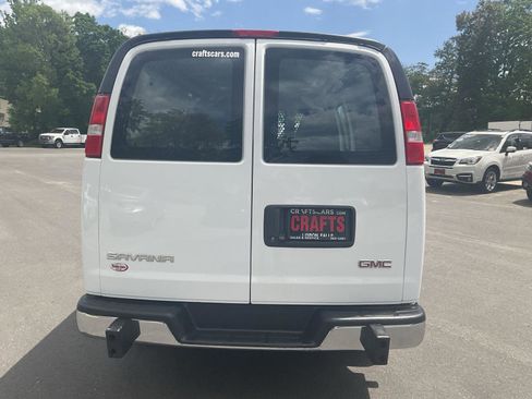 Used 2025 GMC Savana 2500 w/ Driver Convenience Package RWD image 4