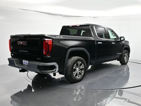 Certified 2024 GMC Sierra 1500 SLT image 6