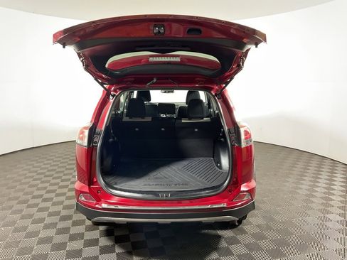 Used 2018 Toyota RAV4 Adventure image 13