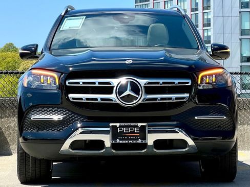 Certified 2023 Mercedes-Benz GLS 450 4MATIC image 3