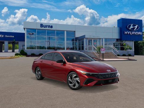 New 2026 Hyundai Elantra SEL Sport Premium image 2