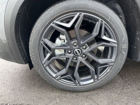 New 2026 Nissan Kicks SR w/ Illumination Package AWD/4WD image 13