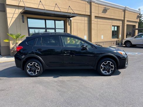 Used 2016 Subaru Crosstrek 2.0i Limited w/ Popular Package #2 image 3