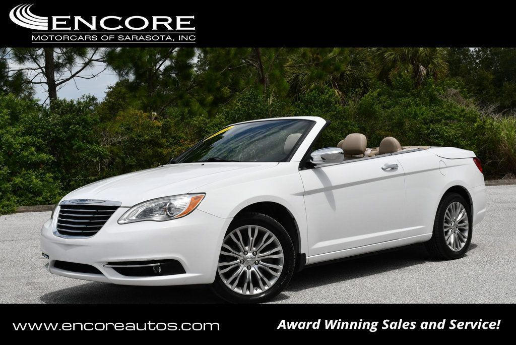 Used 2012 Chrysler 200 Limited FWD image 1