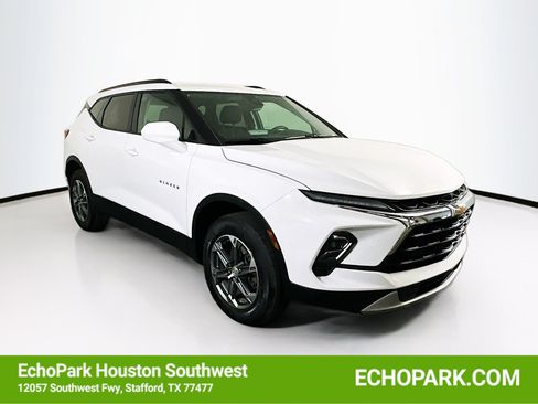 Used 2023 Chevrolet Blazer LT w/ Convenience Package FWD image 1