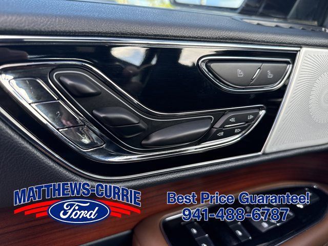 Used 2024 Lincoln Navigator L Reserve AWD/4WD image 27