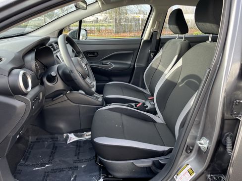 Used 2025 Nissan Versa S w/ S Plus Package image 10