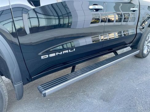 Certified 2026 GMC Sierra 1500 Denali w/ Denali Reserve Package AWD/4WD image 9