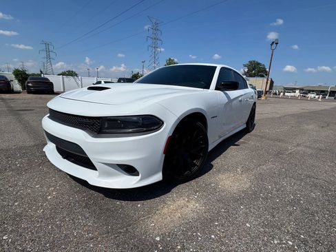 Used 2022 Dodge Charger R/T w/ Blacktop Package RWD image 5