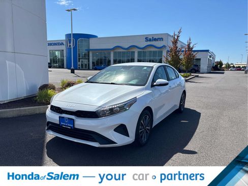 Used 2024 Kia Forte LXS w/ LXS Technology Package FWD image 1