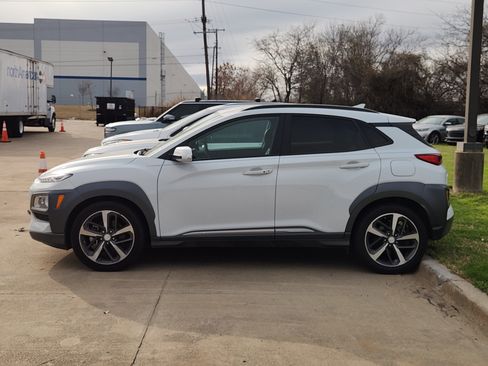 Used 2019 Hyundai Kona Limited image 4
