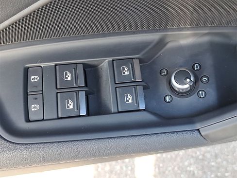 Used 2023 Audi A3 2.0T Premium w/ Convenience Package image 29