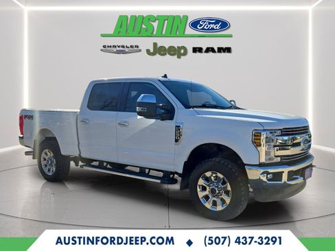 Certified 2019 Ford F250 Lariat w/ Chrome Package image 13