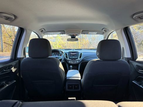 Used 2020 Chevrolet Equinox LT image 35