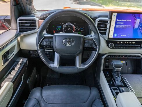 Used 2023 Toyota Sequoia Capstone AWD/4WD image 20