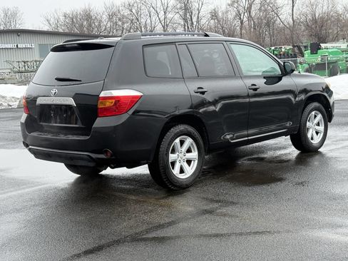 Used 2010 Toyota Highlander 2WD image 4
