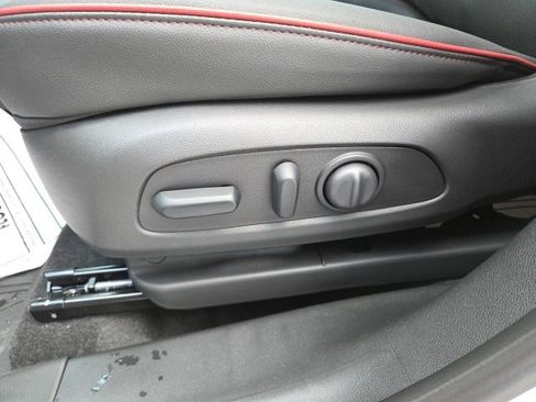 New 2026 Chevrolet TrailBlazer RS w/ Convenience Package image 23