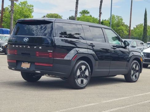 New 2026 Hyundai Santa Fe SE FWD image 4