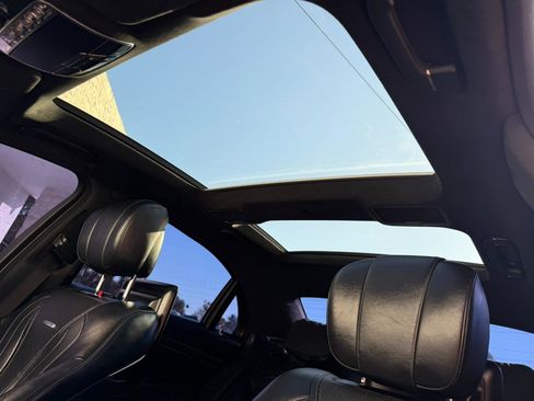 Used 2015 Mercedes-Benz S 63 AMG 4MATIC Sedan image 41