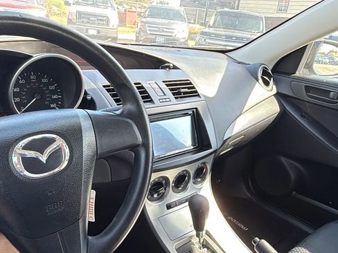 Used 2010 MAZDA MAZDA3 i Sport image 9