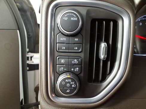 Used 2020 Chevrolet Silverado 1500 LTZ AWD/4WD image 20